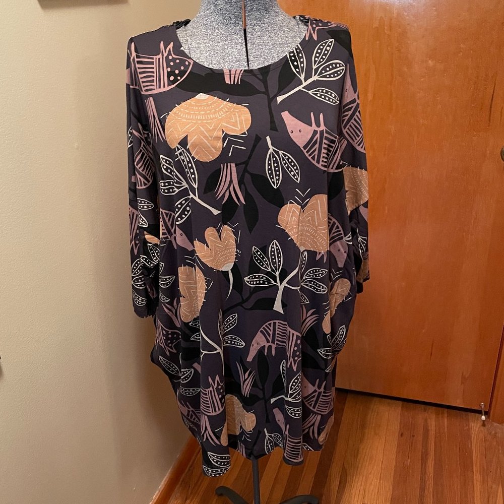 Gudrun Sjoden Black Tunic Dress with Beige Floral Print